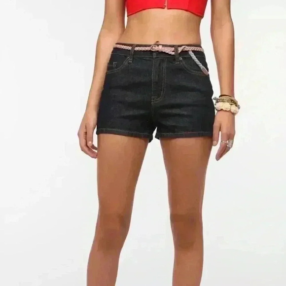 BDG Erin High-Rise‎ Denim Short - Picture 1 of 10